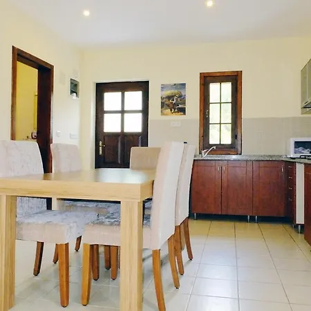 The Village Villas 24 빌라 *
